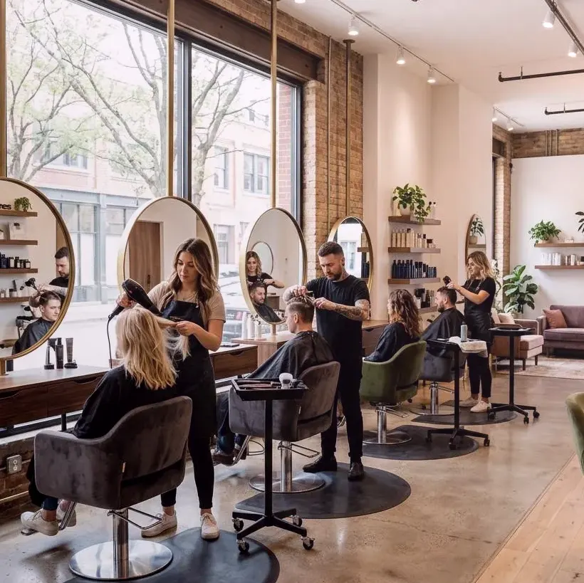 Hartholz Studio — hairsalon in Berlin
